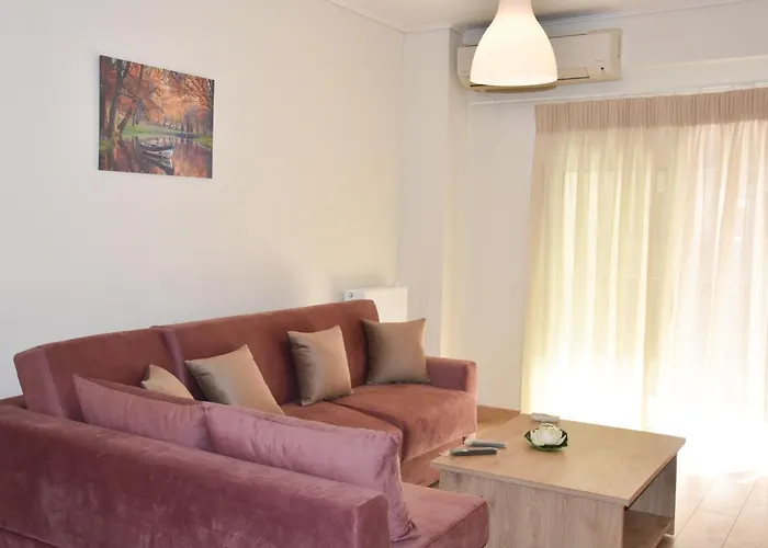 Comfy Central Apartment